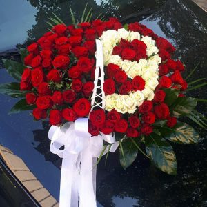 101 роза в корзине