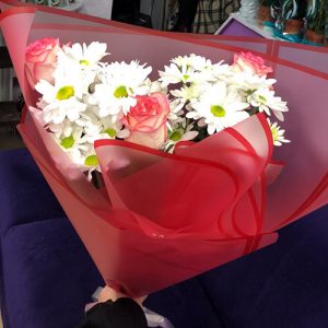 букет из роз и хризантем в Сумах фото