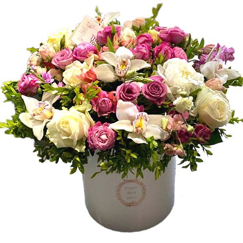 Шляпная коробка “Грани прекрасного” фото