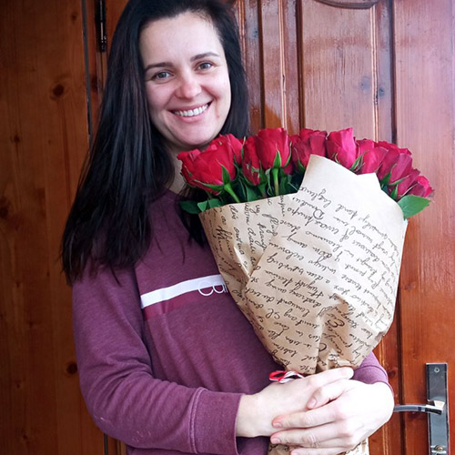 живе фото товару "21 красная роза"