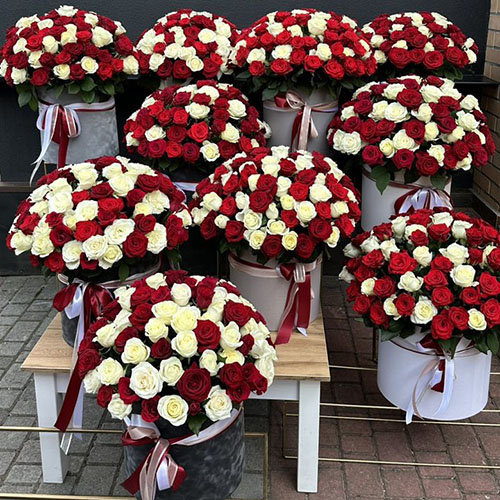 категория товаров Букеты больше 101 розы | «Роза Сум»